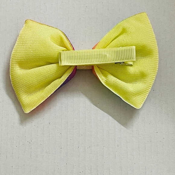 Bow hair clip - Picture 4 of 4